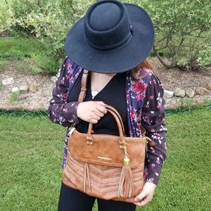 Steve Madden crossbody satchel ✌